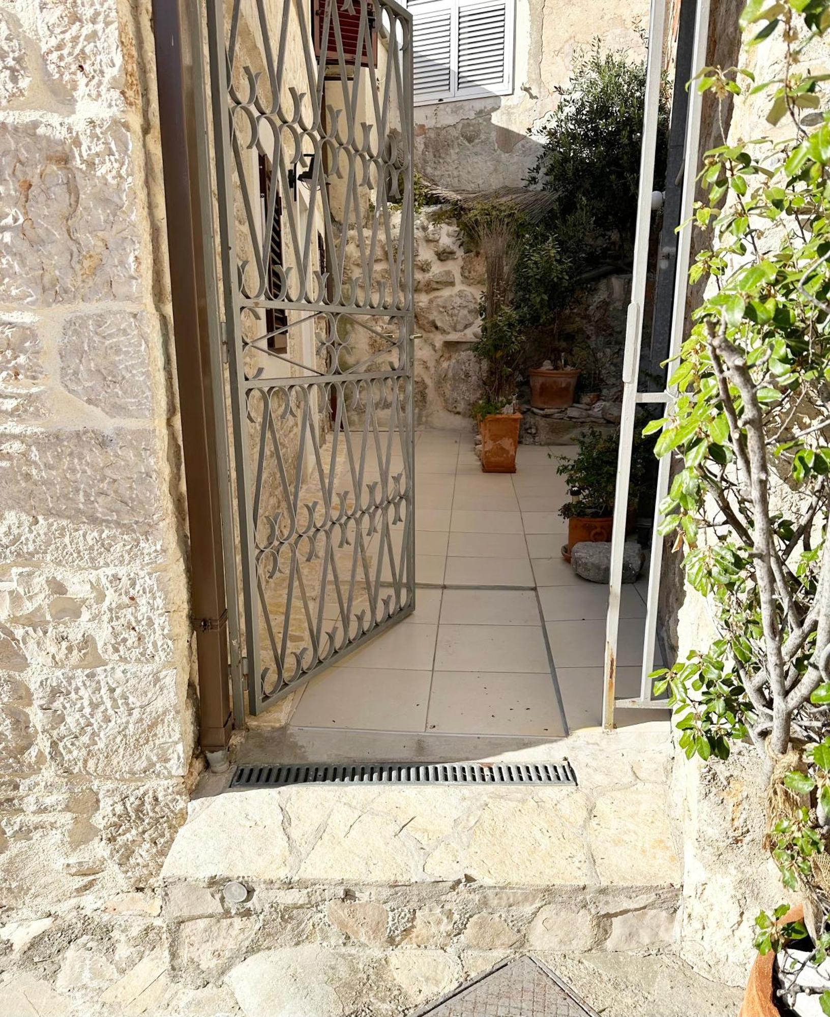 Secret House Andrea Villa พรีมอชเตน ภายนอก รูปภาพ