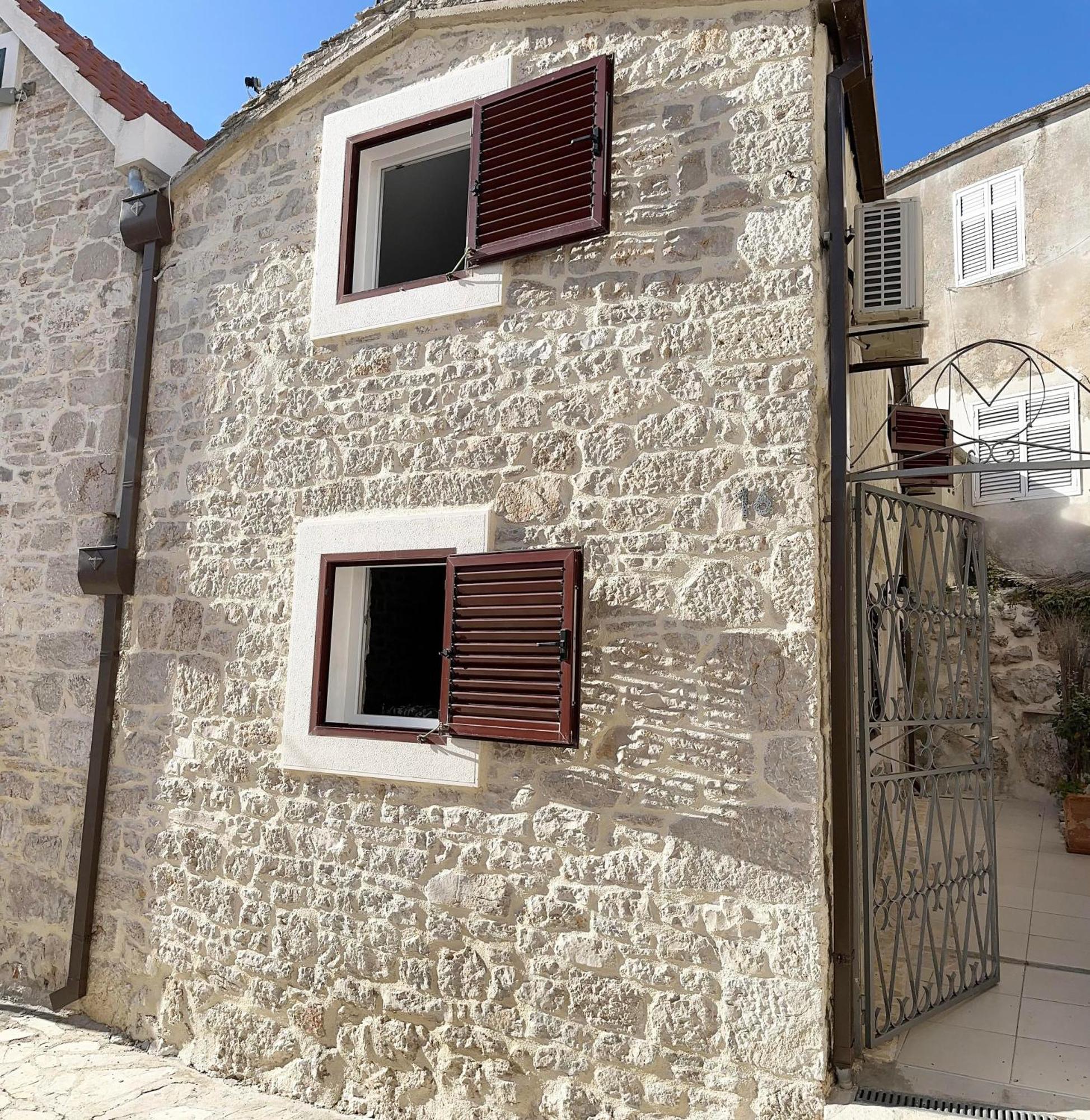 Secret House Andrea Villa พรีมอชเตน ภายนอก รูปภาพ